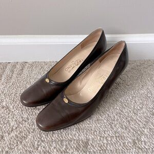 [Salvatore Ferragamo] Brown Leather Pumps